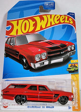 Load image into Gallery viewer, Hot Wheels 70 Chevelle SS Wagon