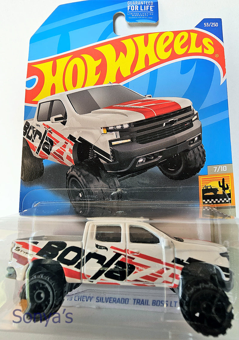 Hot Wheels 19 Chevy Silverado Trail Boss LT