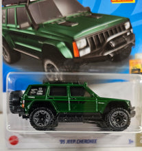 Load image into Gallery viewer, Hot Wheels Green 95 Jeep Cherokee 2022
