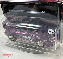 Load image into Gallery viewer, Hot Wheels Purple Porsche 993 GT2 Premium Collector&#39;s Edition 2023
