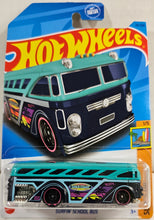 Load image into Gallery viewer, Hot Wheels Surfin School Bus
