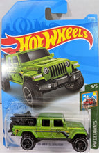 Load image into Gallery viewer, Hot Wheel 20 Jeep Gladiator
