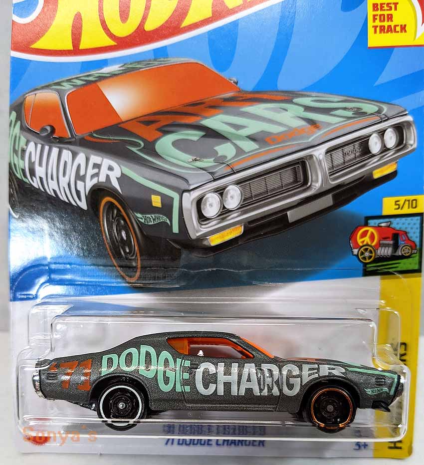 Hot Wheels 71 Dodge Charger 2022 – Sonya's Diecast