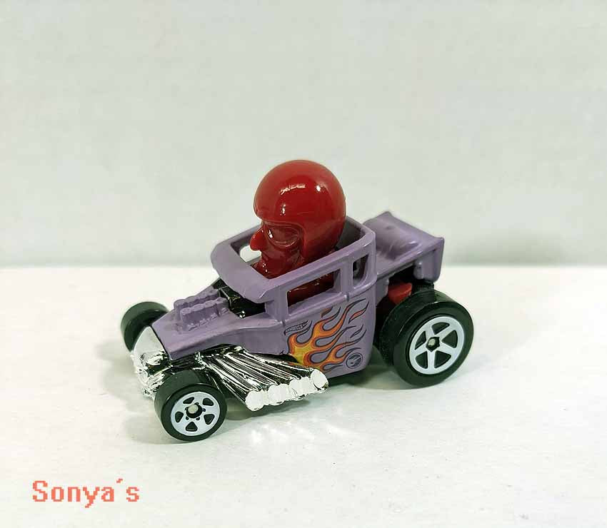Hot Wheels Skull Shaker Treasure Hunt