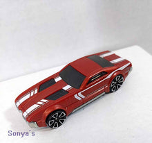 Load image into Gallery viewer, Hot Wheels CCM &amp; Metal Machines Zuru 2021
