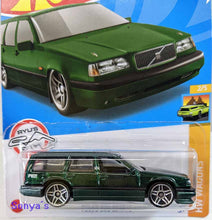 Load image into Gallery viewer, Hot Wheels Green Volvo 850 Estate 2022

