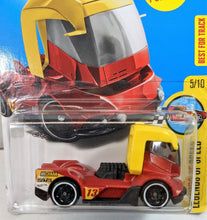 Load image into Gallery viewer, Hot Wheels Rig Heat Dark Red and Yellow 2019 2020
