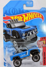 Load image into Gallery viewer, Hot Wheels Custom Ford Bronco 2021 
