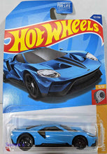 Load image into Gallery viewer, Hot Wheels 17 Ford GT
