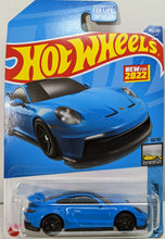 Load image into Gallery viewer, Hot Wheels Porsche 911 GT3
