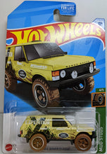 Load image into Gallery viewer, Hot Wheels Range Rover Classic
