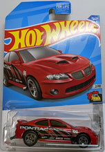 Load image into Gallery viewer, Hot Wheels 06 Pontiac GTO
