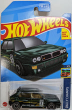 Load image into Gallery viewer, Hot Wheels Lancia Delta Integrale
