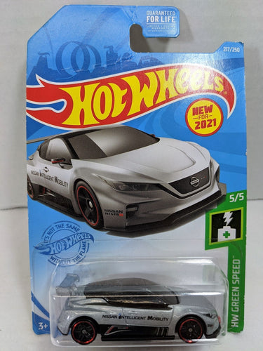 Hot Wheels Nissan Leaf Nismo RC_02