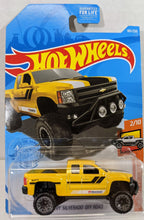 Load image into Gallery viewer, Hot Wheels Chevy Silverado Off Road
